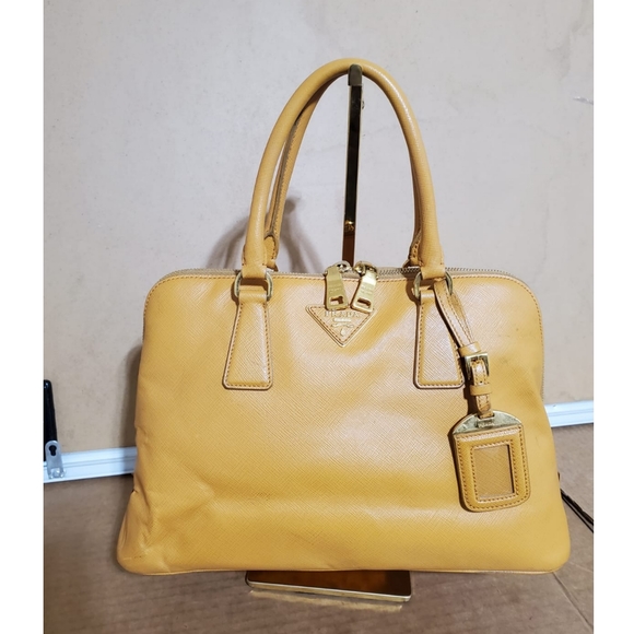 Prada Handbags - Prada Promenade Bag Saffiano Leather Medium